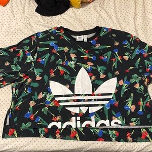 Adidas XL crop work out top.